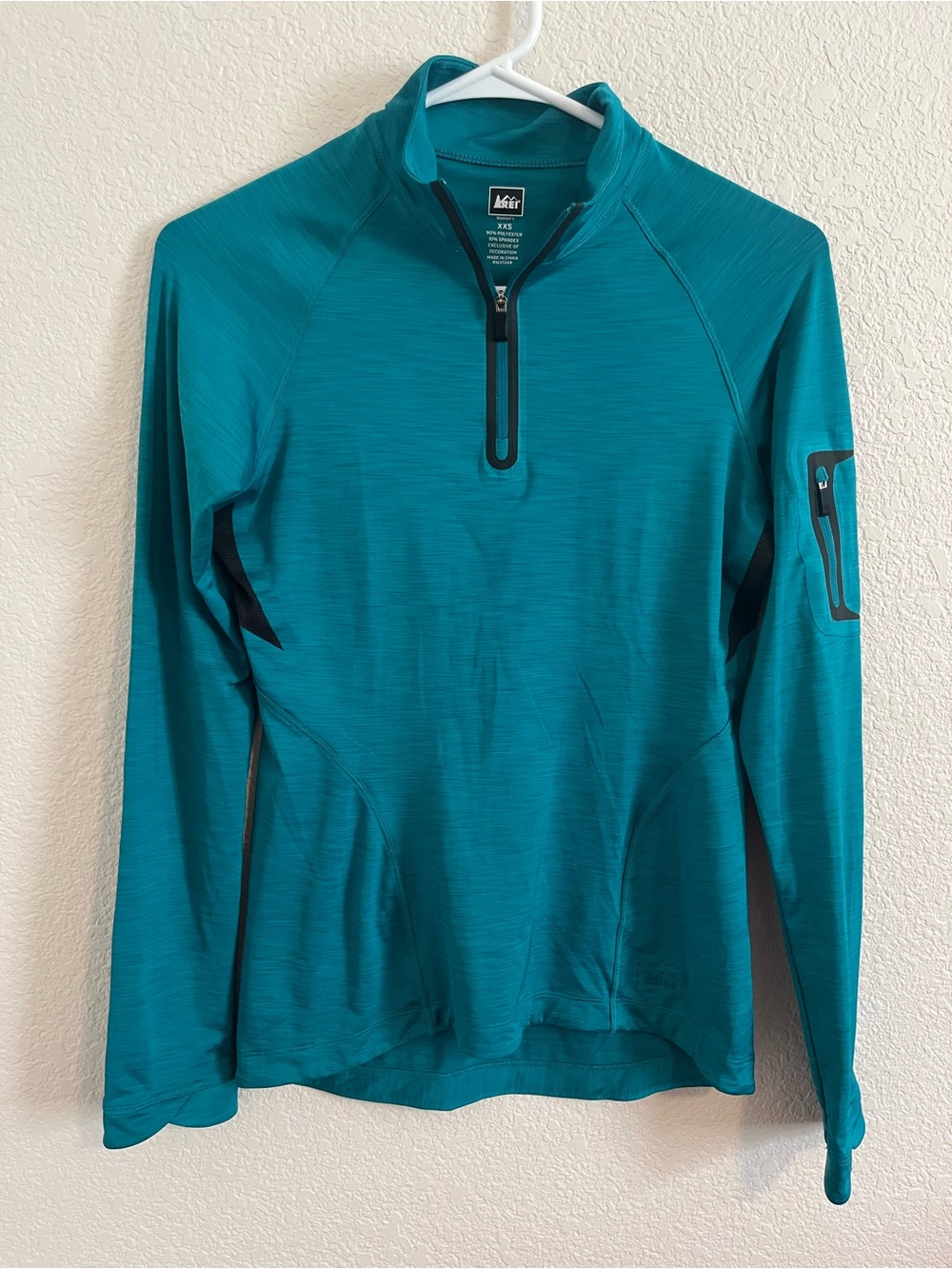 REI Women’s Running Hiking Half Zip Pullover Long Sleeve